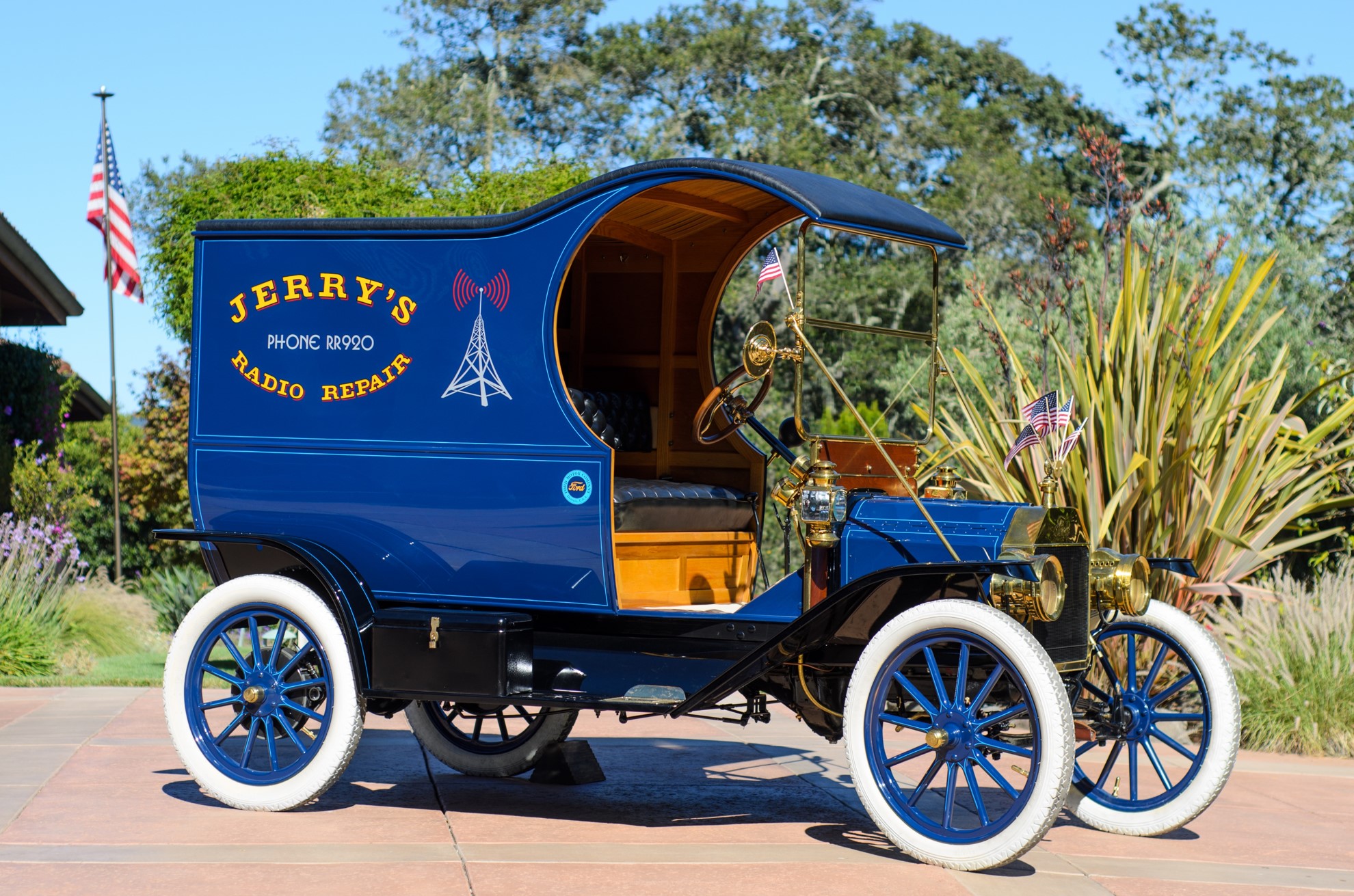 >Mike and Jean's 1912 C Cab