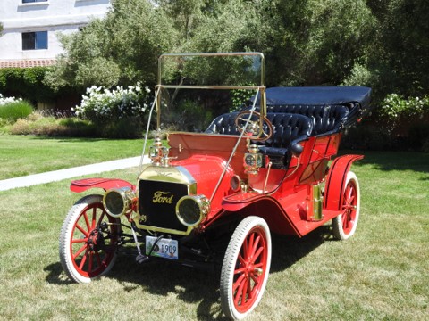 Steve and Cindy's 1909 Touring